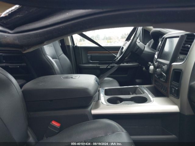 1C6RR7NT9HS799650 RAM 1500 Laramie  4x4 5'7 Box