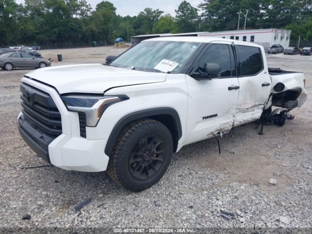 5TFLA5AB0NX018679 Toyota Tundra Sr5