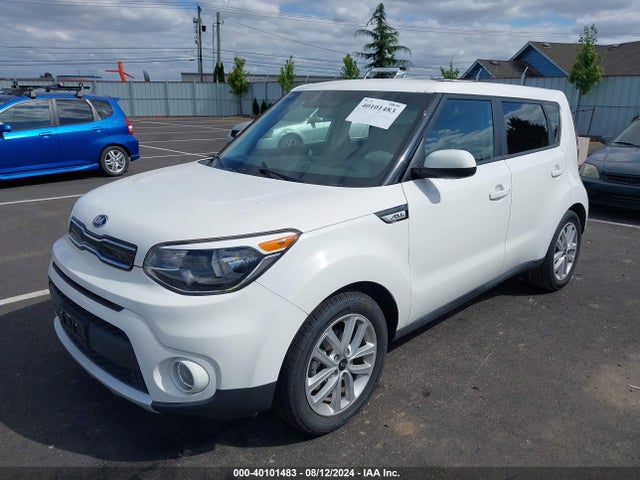 KIA SOUL + 2018 KNDJP3A57J7591111 Image 2