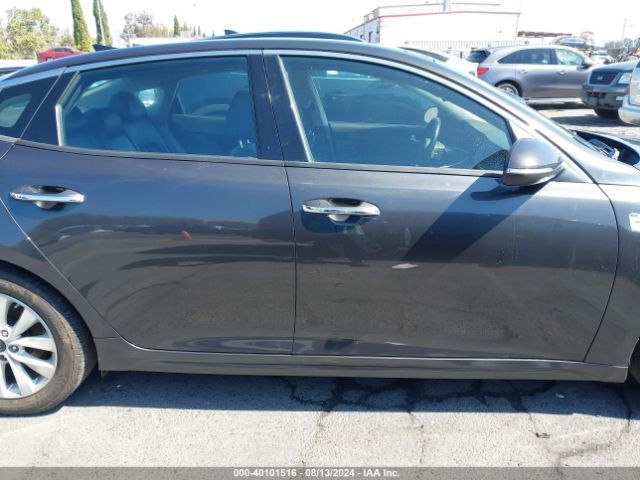 5XXGT4L39JG245396 KIA Optima S