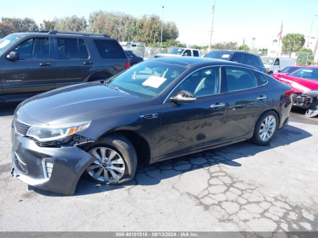 5XXGT4L39JG245396 KIA Optima S