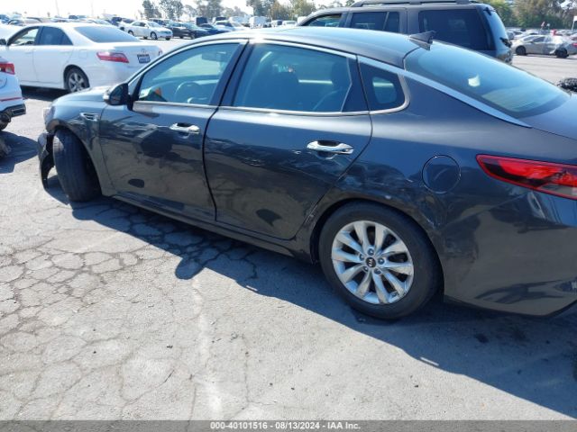5XXGT4L39JG245396 KIA Optima S