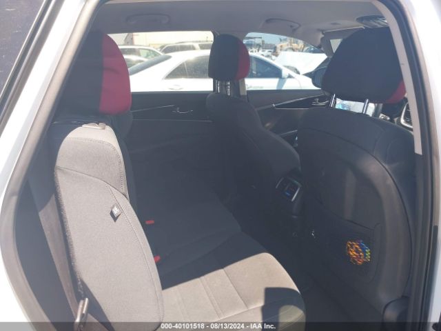 5XYPGDA54KG485929 KIA Sorento 3.3l Lx