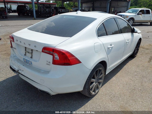 Volvo S60 T6 Platinum 2014 YV1902FH2E1284243 Image 4