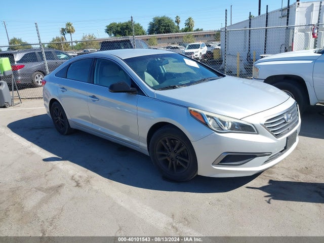 Hyundai SONATA SE 2016 5NPE24AFXGH265225 Image 1