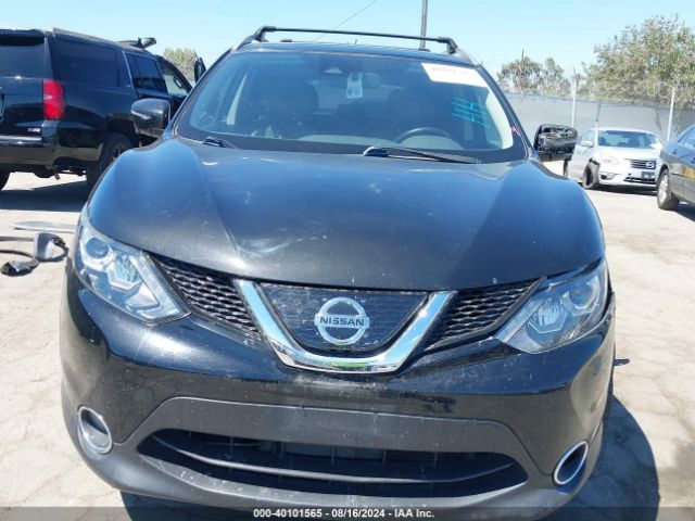 JN1BJ1CP3JW195520 Nissan Rogue Sport Sl