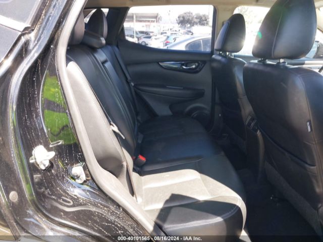 JN1BJ1CP3JW195520 Nissan Rogue Sport Sl
