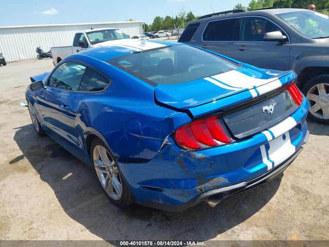 Ford Mustang Ecoboost Premium Fastback 2021 1FA6P8THXM5122594 Image 3