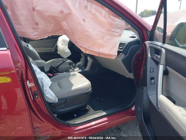 JF2SJARC1JH576242 Subaru Forester 2.5i Limited