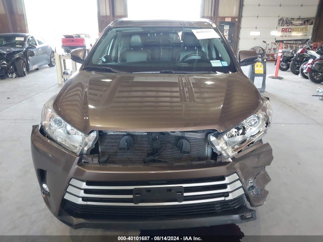 Toyota Highlander Xle 2018 5TDJZRFHXJS874348 Image 12