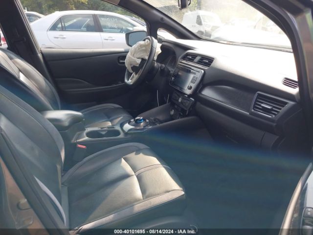 1N4AZ1CP5JC305220 Nissan Leaf Sl
