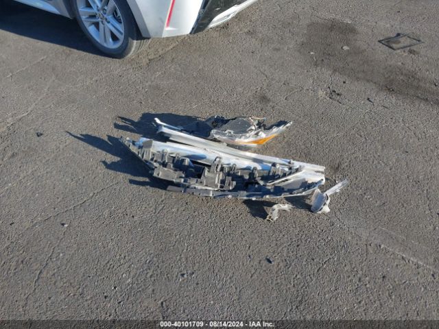 JTNK4RBE3K3004535 Toyota COROLLA SE
