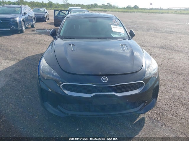 KIA Stinger Premium 2018 KNAE25LA7J6012319 Image 11