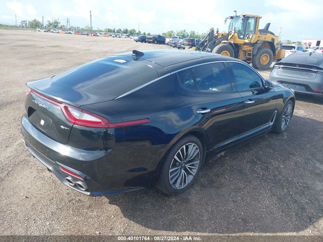 KIA Stinger Premium 2018 KNAE25LA7J6012319 Image 4