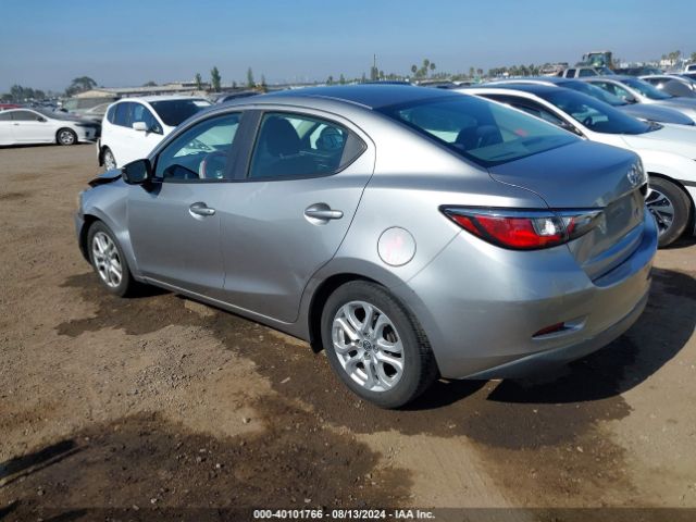 3MYDLBZV1GY121592 Scion IA