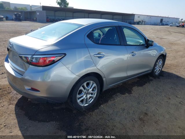 3MYDLBZV1GY121592 Scion IA