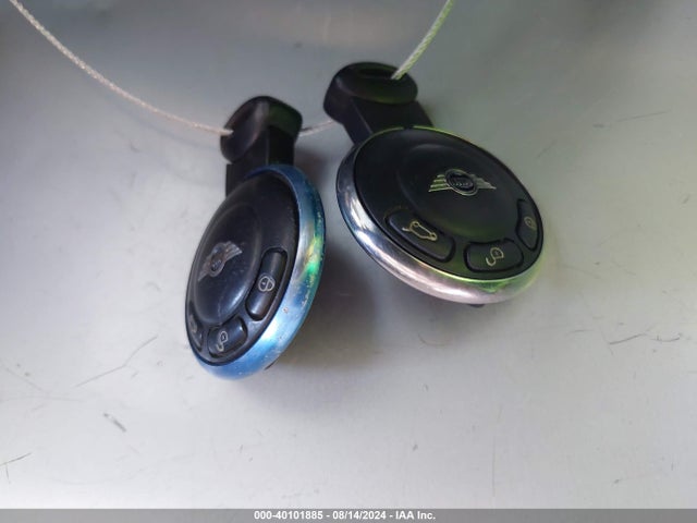 2009 MINI COOPER WMWMF33549TW78333 Photo 10