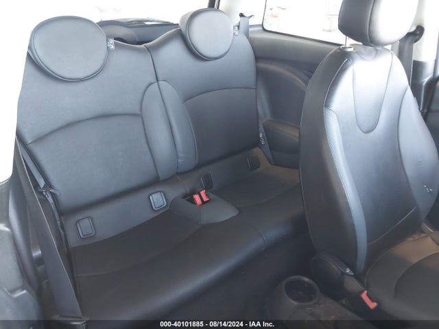 2009 MINI COOPER WMWMF33549TW78333 Photo 7