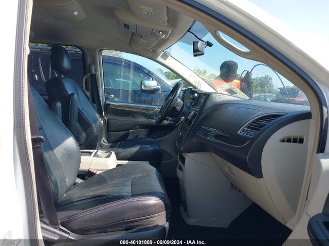 2C4RC1BG0ER295337 Chrysler Town & Country Touring