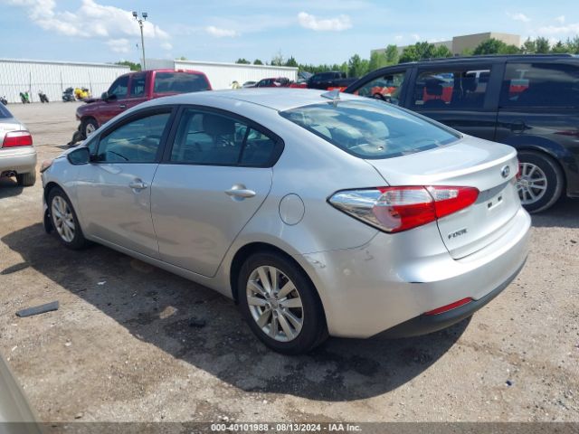KNAFX4A6XF5272824 KIA FORTE LX