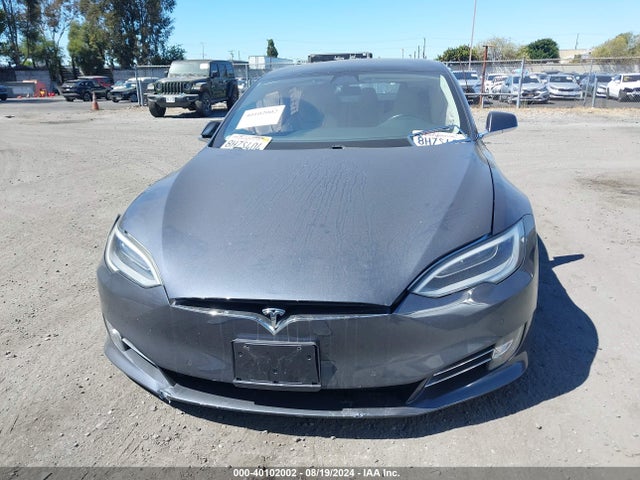 Tesla Model S 100d/75d/p100d 2018 5YJSA1E25JF291121 Image 12