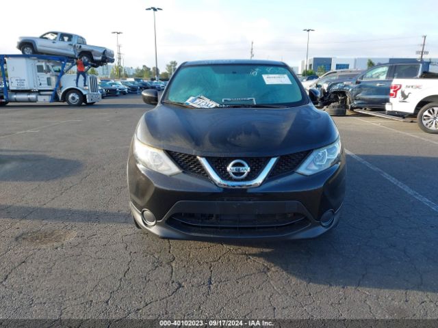 JN1BJ1CP4HW017643 Nissan Rogue Sport S