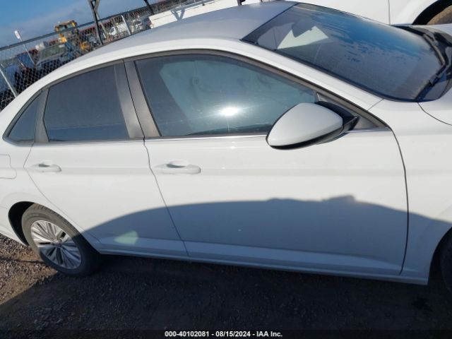 3VWN57BU8LM032189 Volkswagen Jetta 1.4t R-line/1.4t S