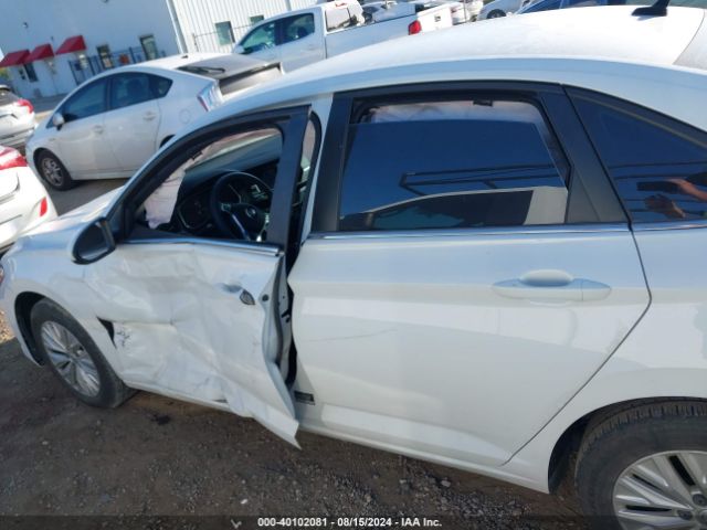 3VWN57BU8LM032189 Volkswagen Jetta 1.4t R-line/1.4t S