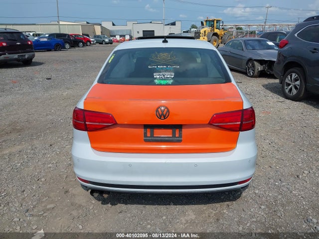 Volkswagen JETTA GLI 2017 3VW5T7AJ1HM318213 Image 16