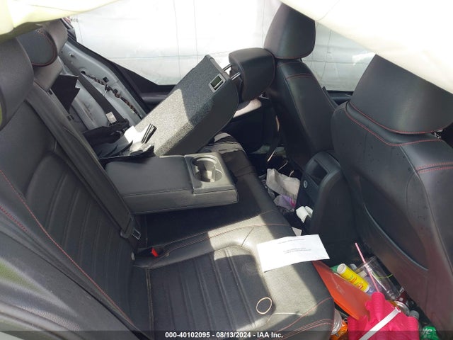 3VW5T7AJ1HM318213 Volkswagen JETTA GLI