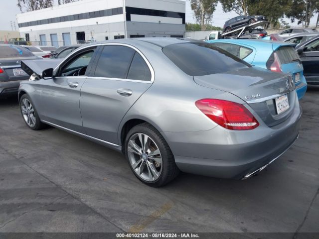 55SWF4JB1FU043318 Mercedes-Benz C 300 Luxury/sport