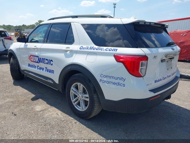2022 FORD EXPLORER 1FMSK7DH0NGB83762 Photo 2