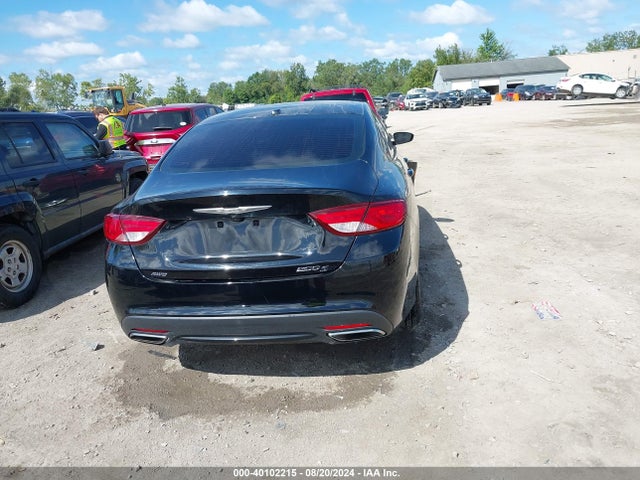 1C3CCCDG1FN617937 Chrysler 200 S