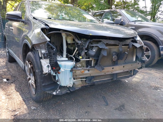 Toyota RAV4 LE 2017 2T3BFREV0HW603408 Image 6