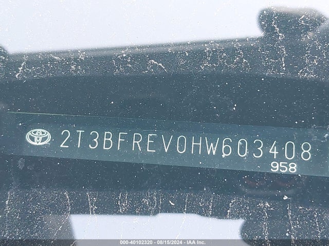 Toyota RAV4 LE 2017 2T3BFREV0HW603408 Image 9