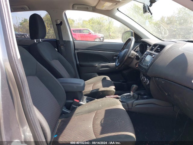2017 MITSUBISHI OUTLANDER SPORT JA4AP3AU0HZ057156 Photo 4