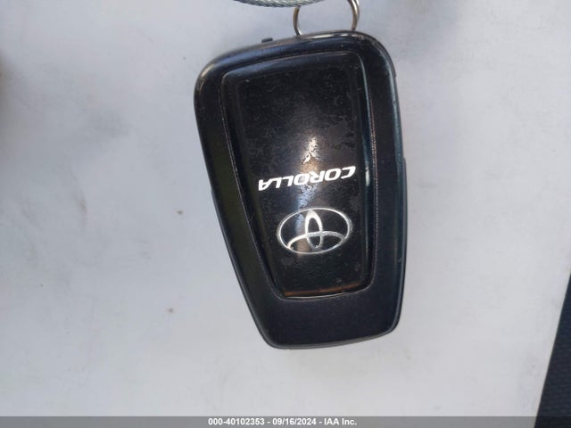 Toyota COROLLA SE 2022 JTDP4MCE3N3509071 Image 11
