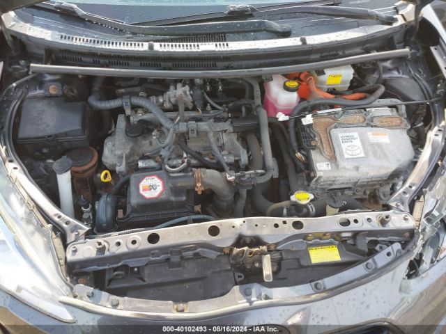 JTDKDTB34F1580488 Toyota Prius C Two