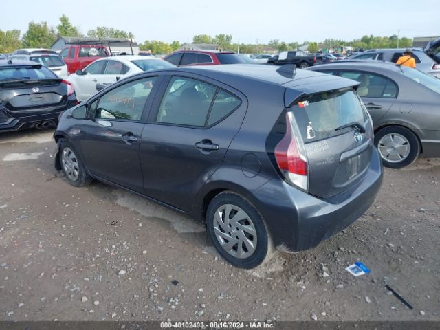 JTDKDTB34F1580488 Toyota Prius C Two