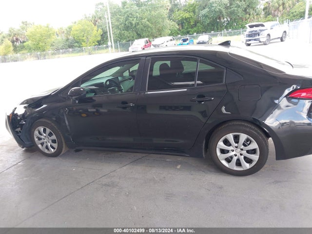 Toyota COROLLA LE 2022 5YFEPMAE4NP359125 Image 14