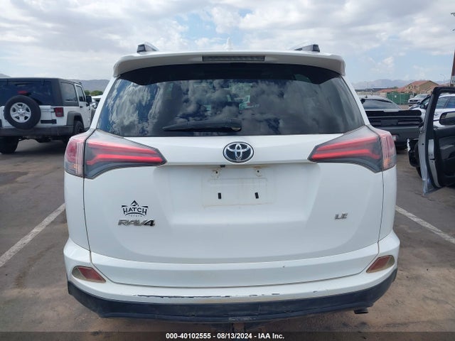 Toyota RAV4 LE 2016 JTMZFREV7GJ082165 Image 16