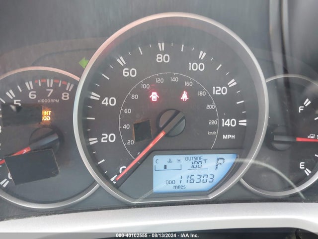 Toyota RAV4 LE 2016 JTMZFREV7GJ082165 Image 7