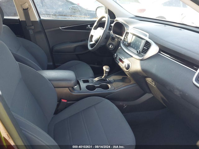 5XYPGDA55KG449456 KIA Sorento 3.3l Lx