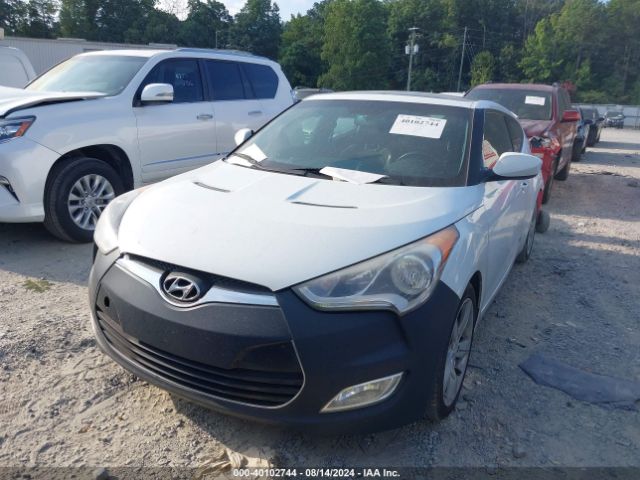 KMHTC6AD2EU184748 Hyundai Veloster Base W/black