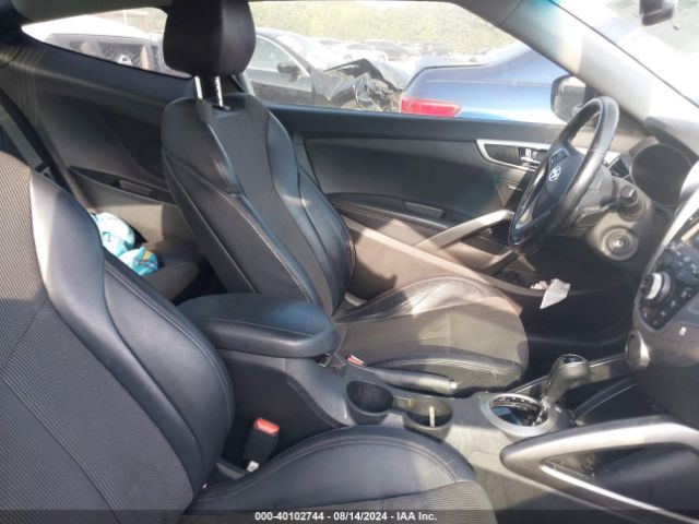 KMHTC6AD2EU184748 Hyundai Veloster Base W/black
