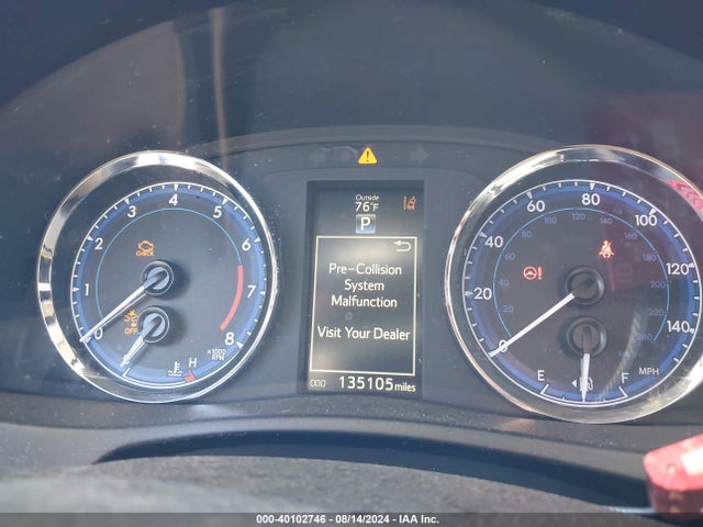Toyota COROLLA SE 2019 5YFBURHE2KP867779 Image 16