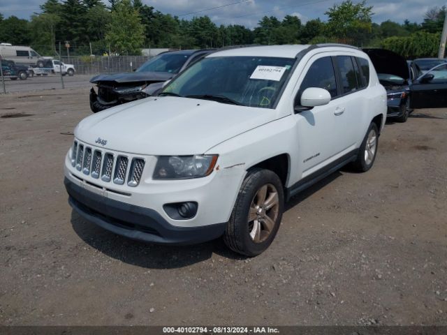 1C4NJDEB5GD586914 Jeep Compass Latitude