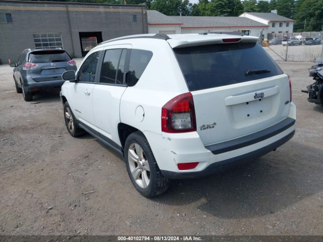 1C4NJDEB5GD586914 Jeep Compass Latitude