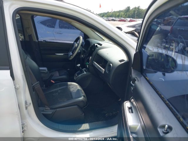 1C4NJDEB5GD586914 Jeep Compass Latitude