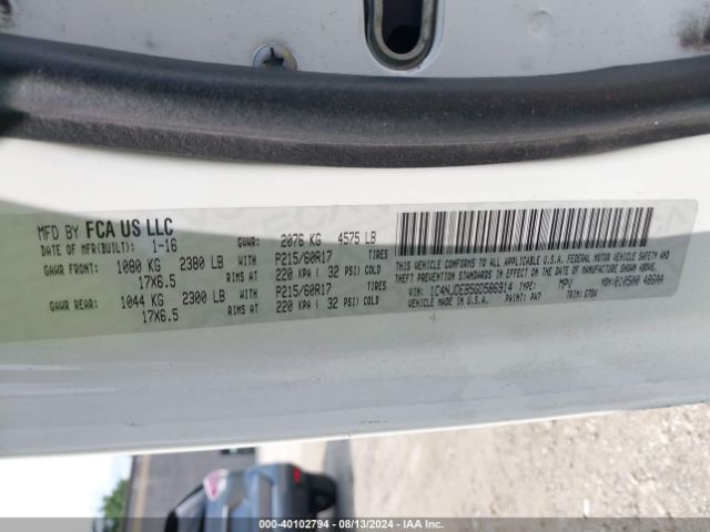 1C4NJDEB5GD586914 Jeep Compass Latitude